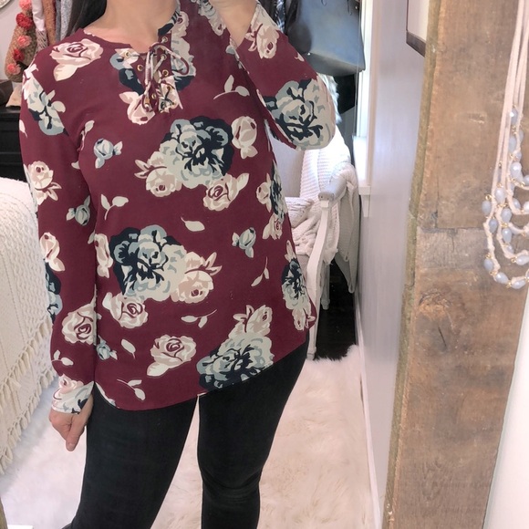 Mud pie small burgundy floral tunic laceup top - Picture 1 of 5